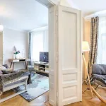 Stylishcozy Apartment